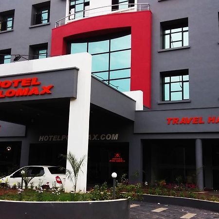 Max Hotels Jabalpur Exterior foto
