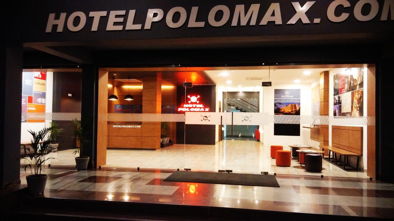 Max Hotels Jabalpur Exterior foto
