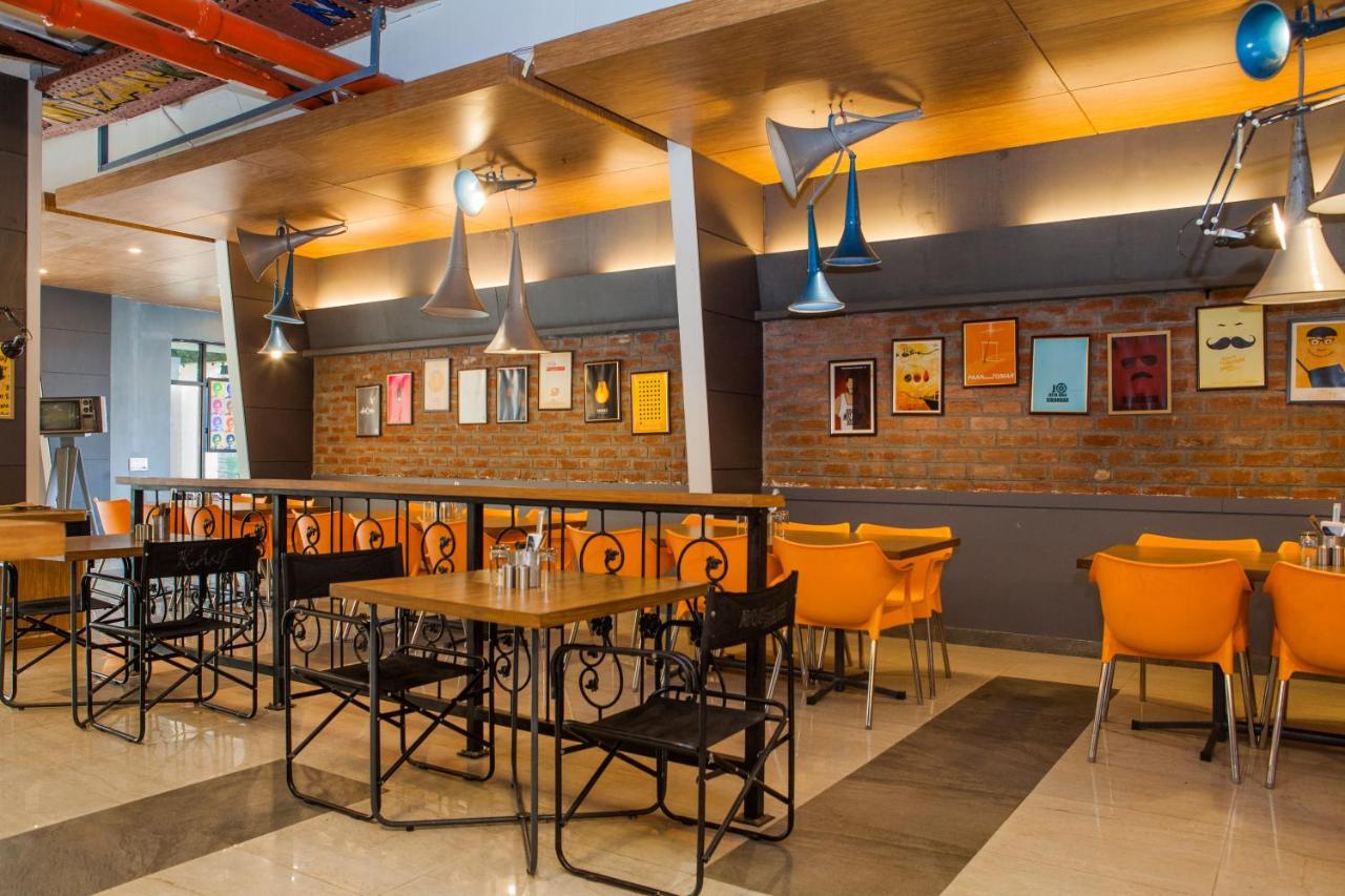 Max Hotels Jabalpur Exterior foto